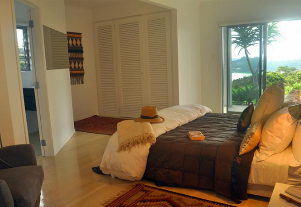 Tiki Tiki Ora Russell Quarto foto